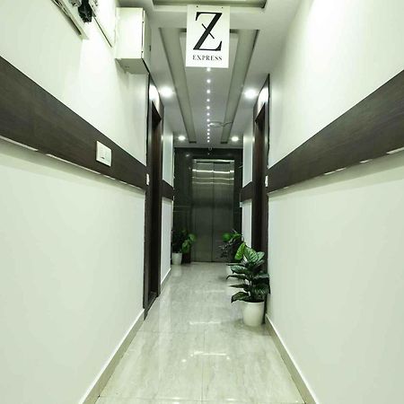 Отель Z Express Enzyme Бангалор Экстерьер фото